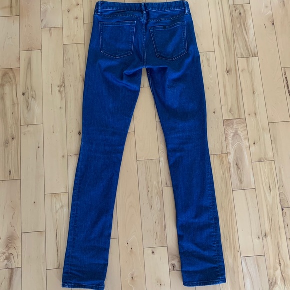 GAP Low-Rise Jeans - Picture 5 of 6